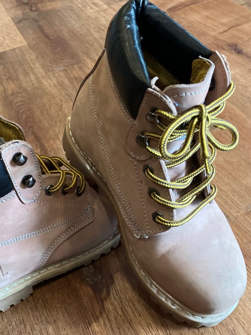 Safety Girl Steel Toe Work Boots Womens 7M Slip Water Oil Resistant